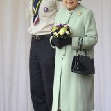 Bear Grylls et Elizabeth II Bear Grylls