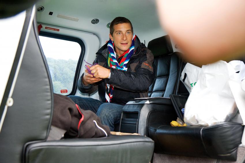 Bear Grylls scout | BearGrylls.fr