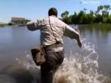 Man vs Wild-La Louisiane (Sud profond)