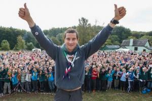 Bear grylls et troupe scout